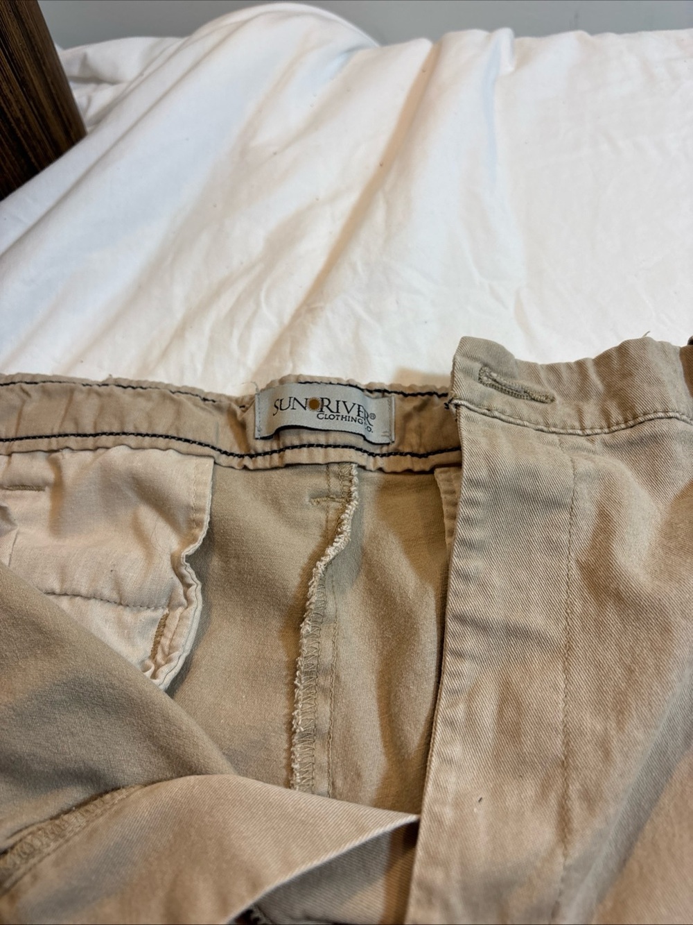 Men's Khaki Pants - Classic Beige/Tan. 524